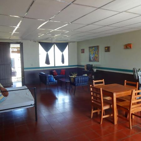 Harvest House Nicaragua 호텔 León 외부 사진